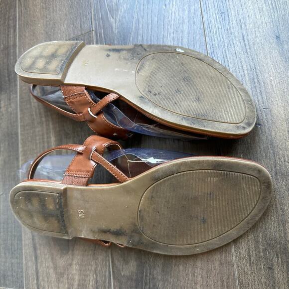 Guess Size 9 Braided Thong Strap Sandal Brown and Gold Logo Vacation Everyday - Picture 5 of 9